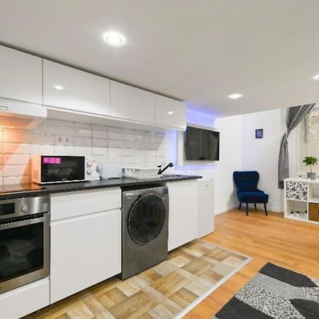 Lovely Studio Flat In Damjanich Street - Leonard Βουδαπέστη Εξωτερικό φωτογραφία