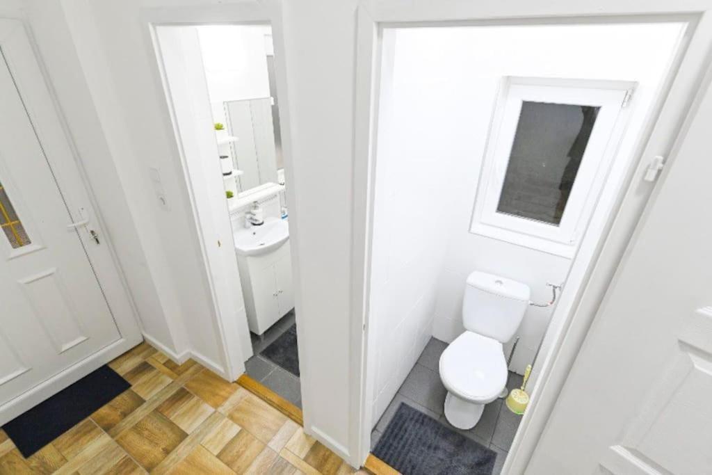 Lovely Studio Flat In Damjanich Street - Leonard Βουδαπέστη Εξωτερικό φωτογραφία