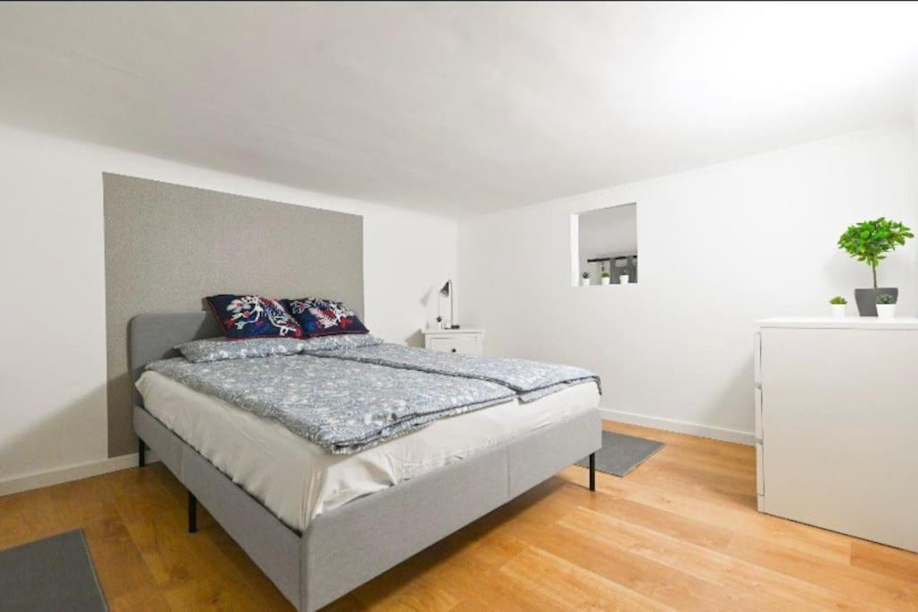 Lovely Studio Flat In Damjanich Street - Leonard Βουδαπέστη Εξωτερικό φωτογραφία